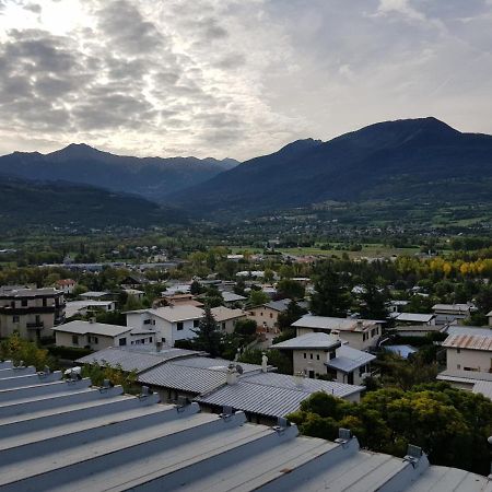 Appartement Plan D'Eau Vue Panoramique Embrun Bagian luar foto