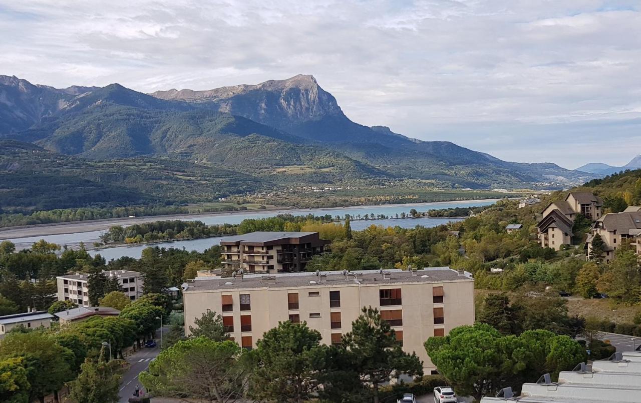 Appartement Plan D'Eau Vue Panoramique Embrun Bagian luar foto